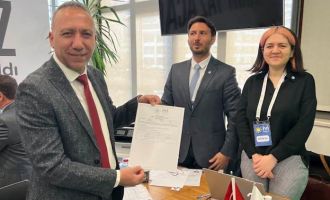 MUHAMMET GÜR İYİ PARTİYE ADAY ADAYI MÜRACAATINI YAPTI!!!